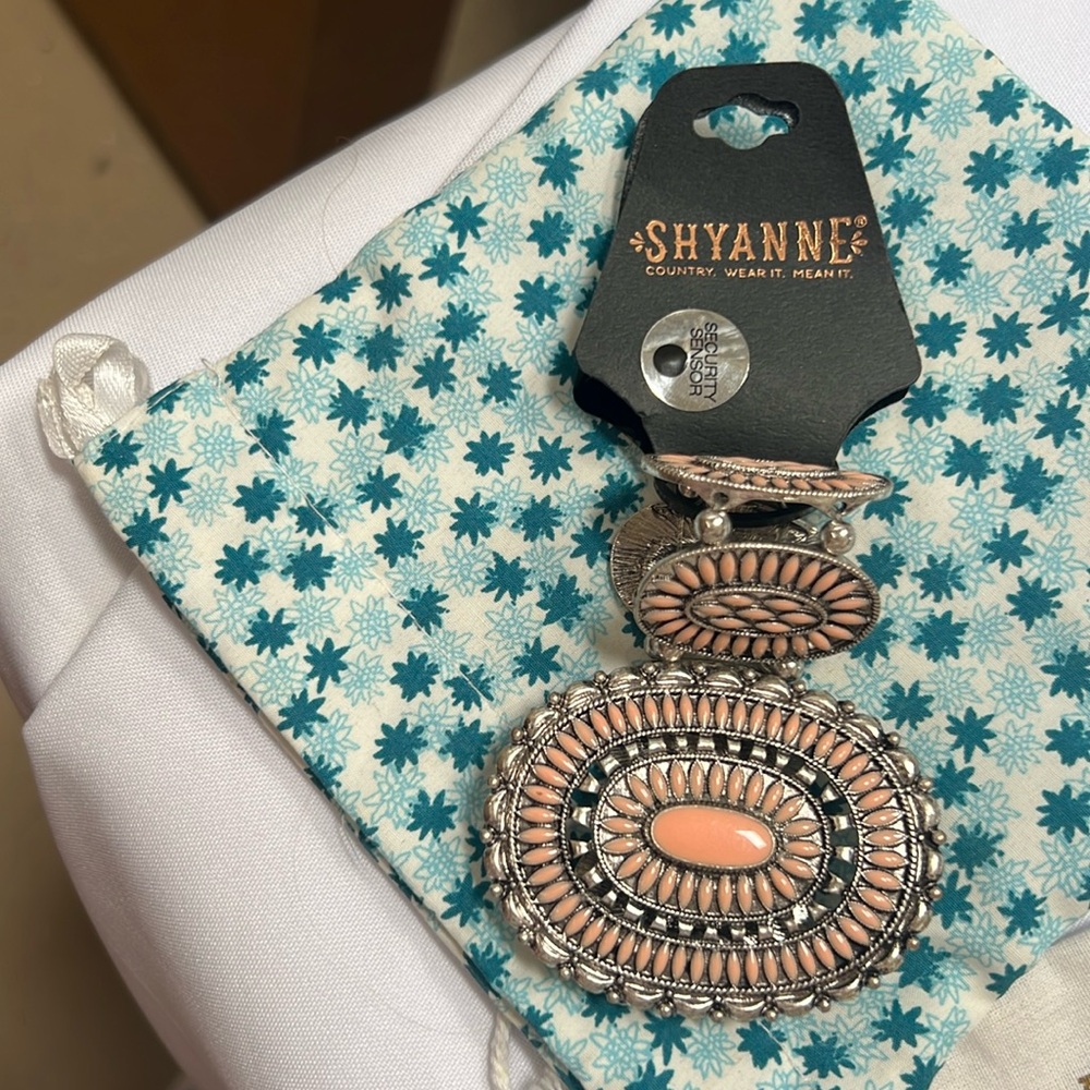 Shyanne country bracelet